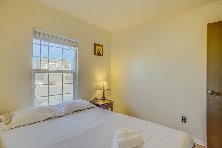 Room 7 of 33