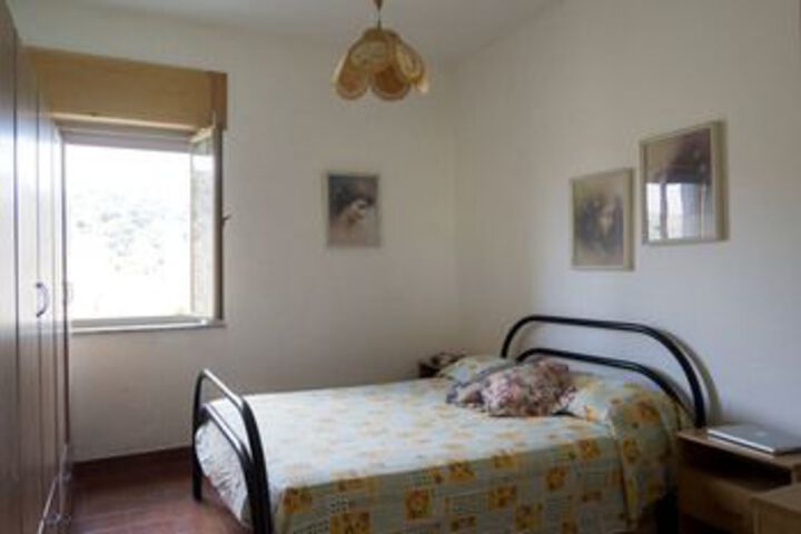 Room 19 of 37