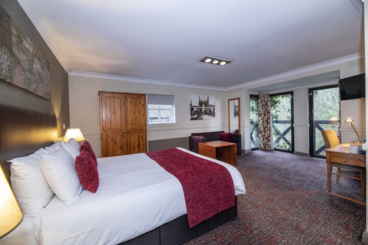Room 25 of 63