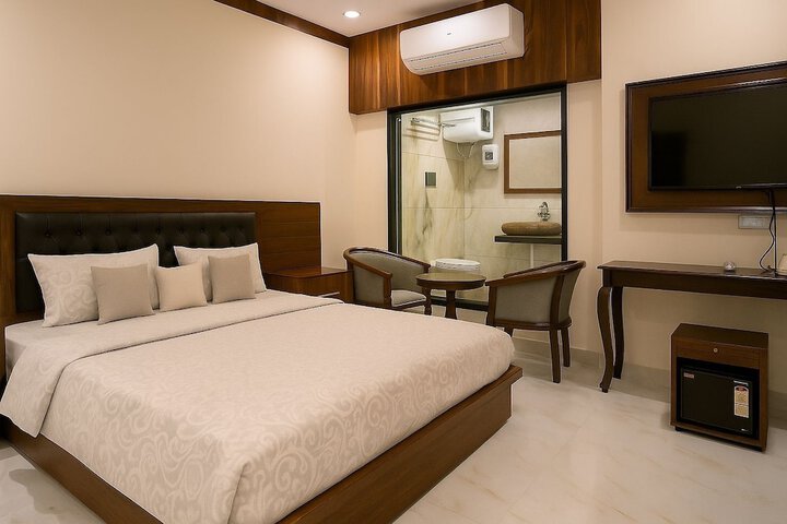 Room 32 of 60