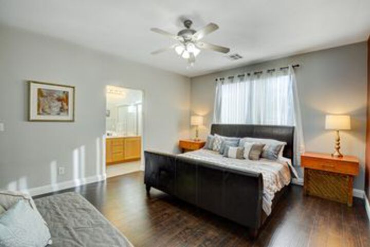 Room 10 of 35