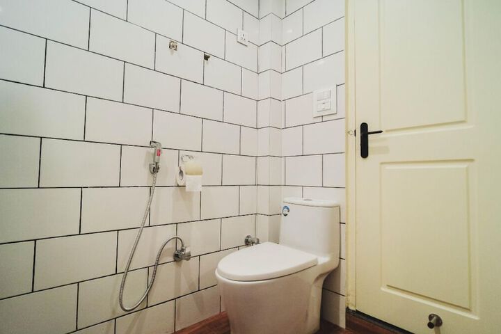 Room 11 of 22
