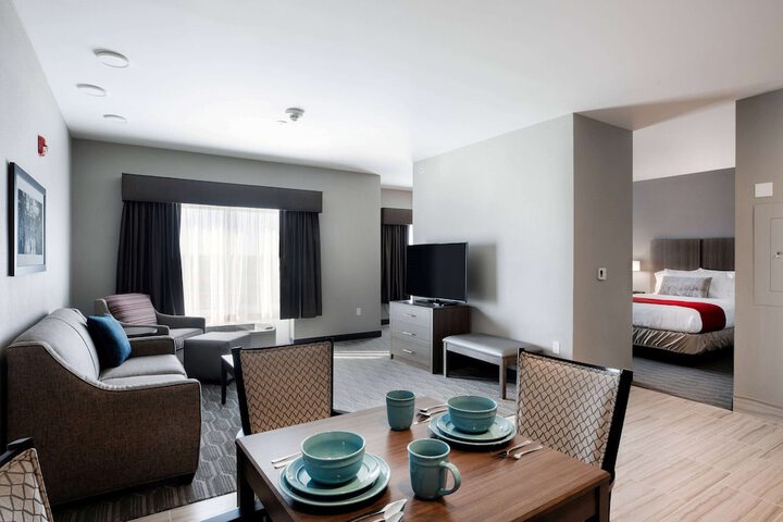 Room 3 of 13