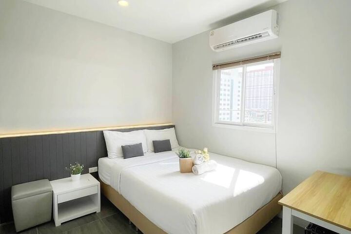 Room 20 of 42