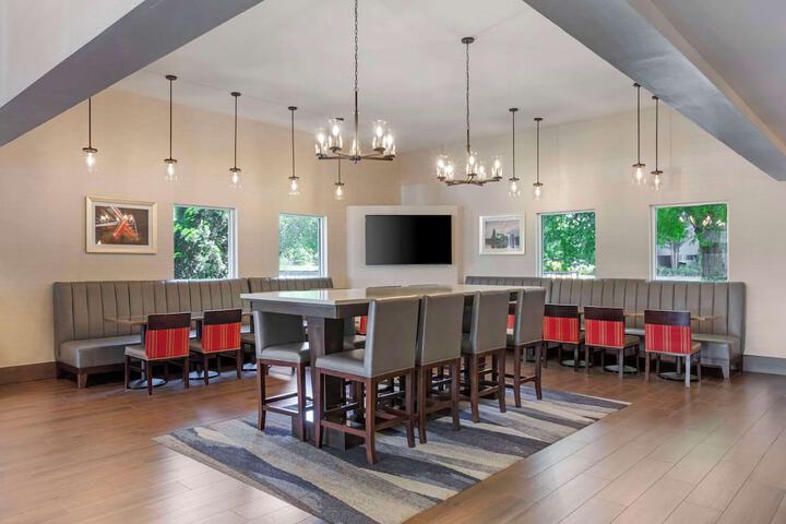 Breakfast area