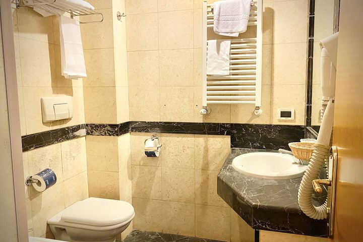 Bathroom Interior Photo