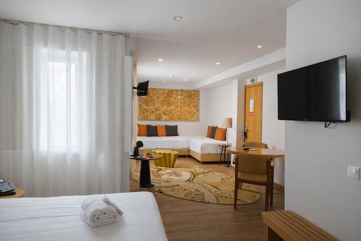 Room 7 of 21