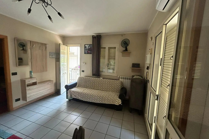 Room 7 of 15