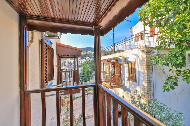 Terrace/Patio 16 of 33