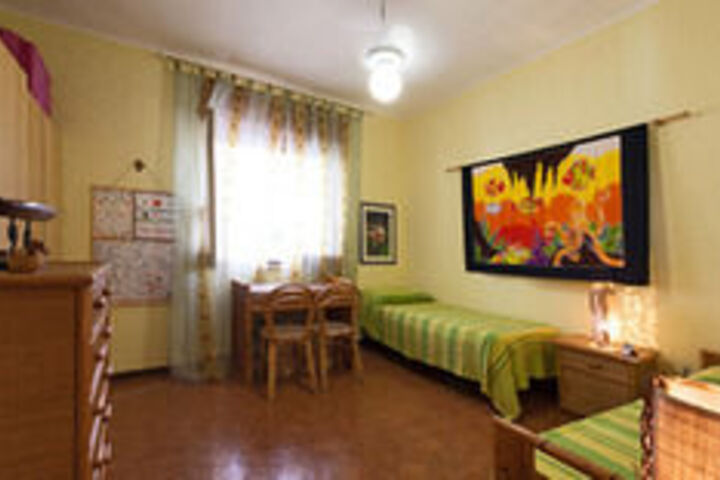 Room 15 of 40