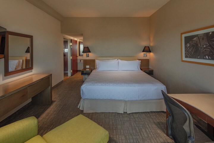 Room 22 of 72