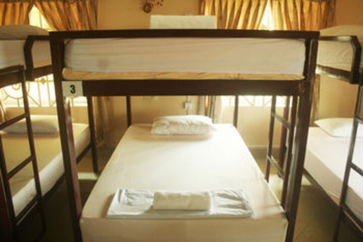 Room 41 of 68