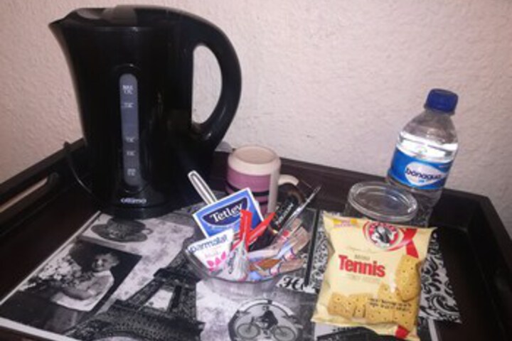 Breakfast/Coffee Service 5 of 22