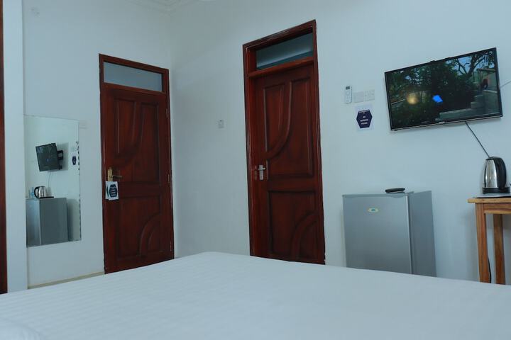 Room 46 of 182