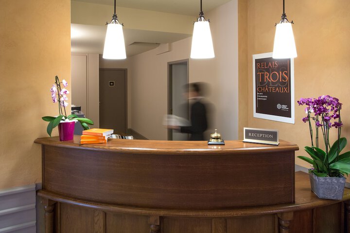 Hotel Interior 4 of 38