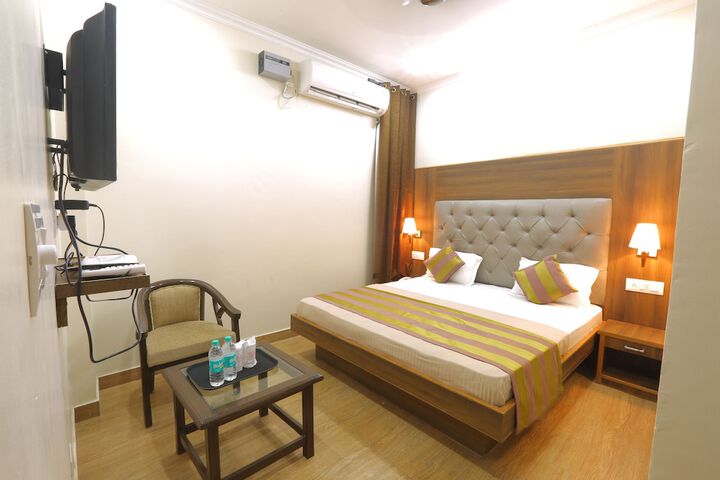 Room 5 of 36
