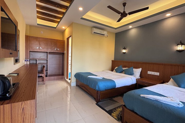Room 9 of 39