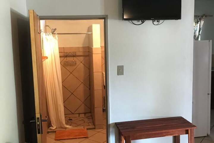 Room 13 of 31