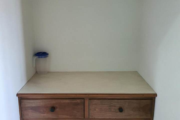 Room 14 of 40