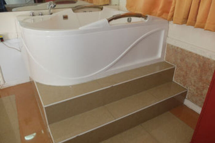 Hot Tub 67 of 89