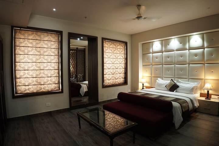 Room 9 of 41