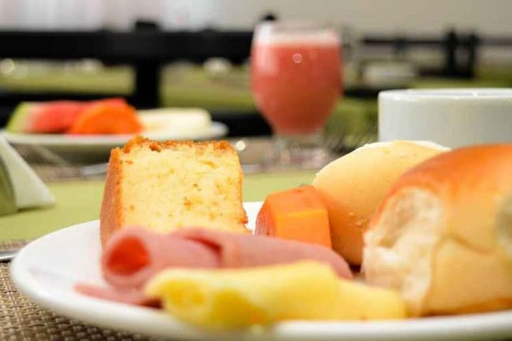 Breakfast/Coffee Service 39 of 41