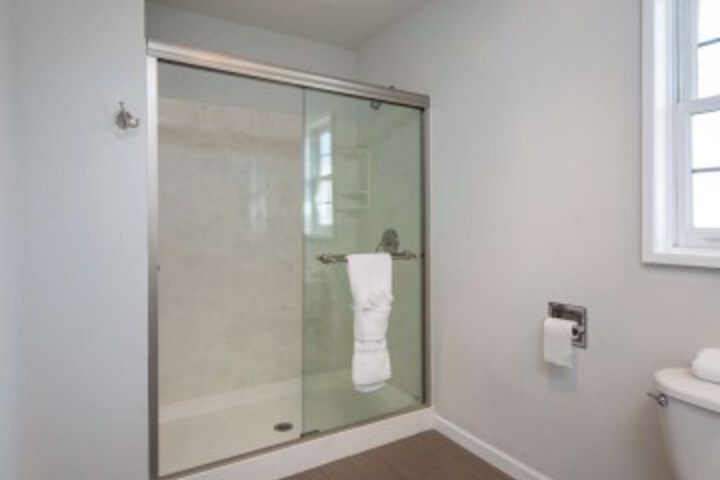 Room 25 of 48
