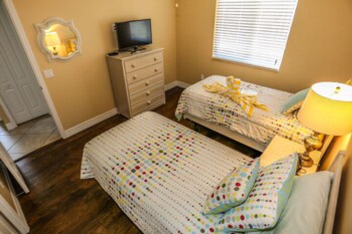Room 22 of 23