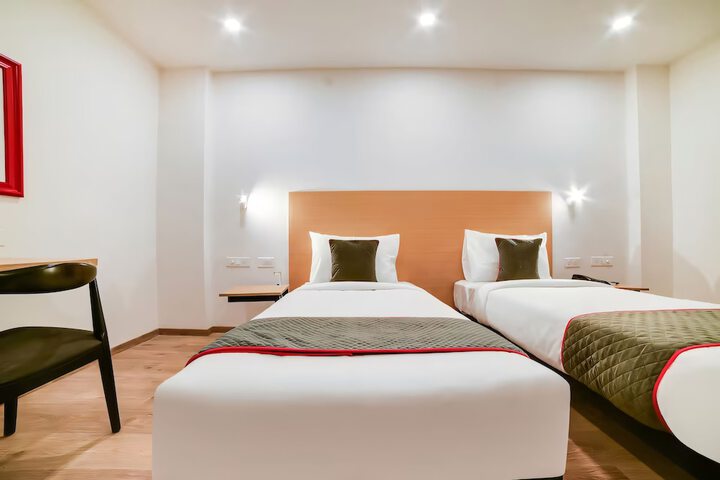 Room 6 of 20