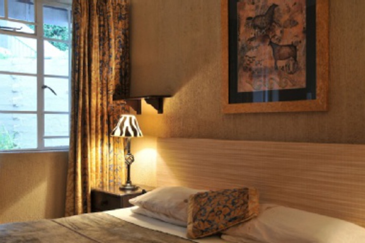 Room 83 of 168