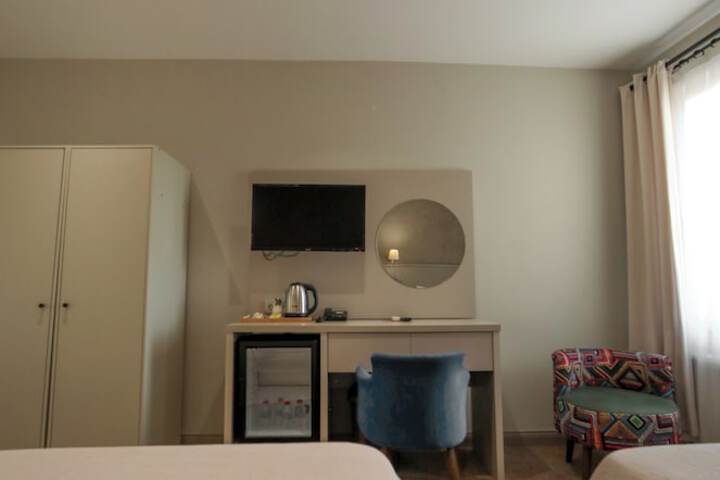 Room 17 of 60