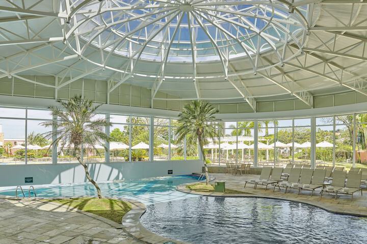 Pool Hotel