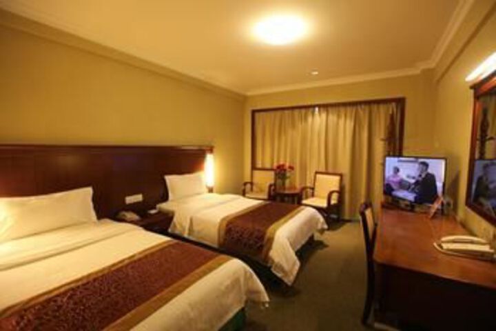 Room 17 of 31