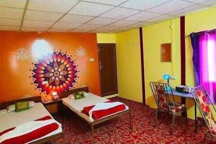 Room 2 of 21