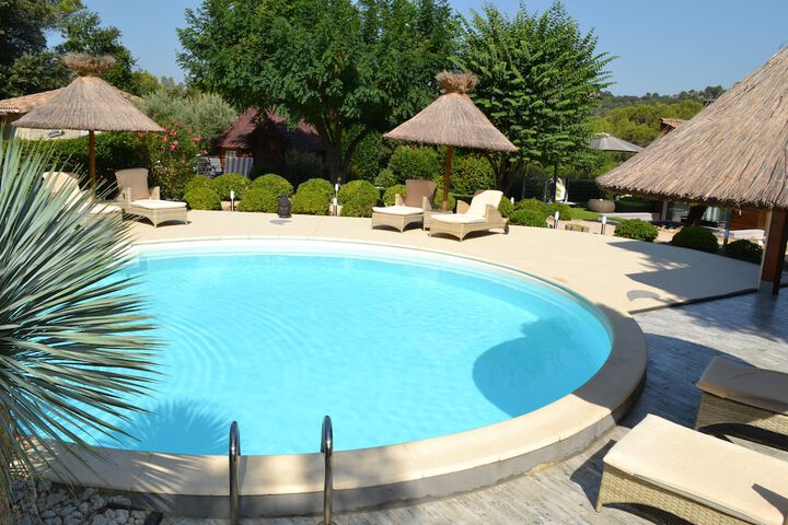 Pool Hotel