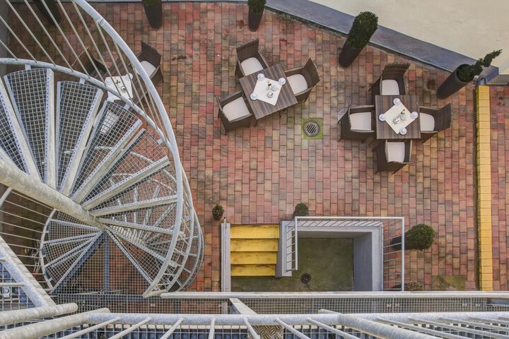 Terrace/Patio 45 of 46