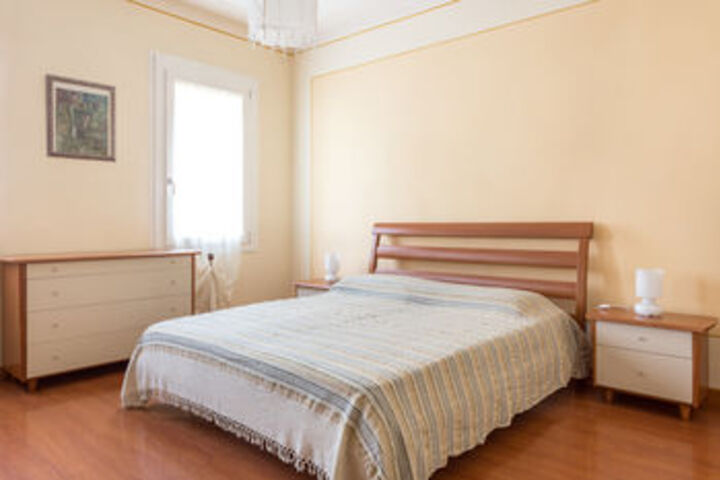 Room 81 of 260