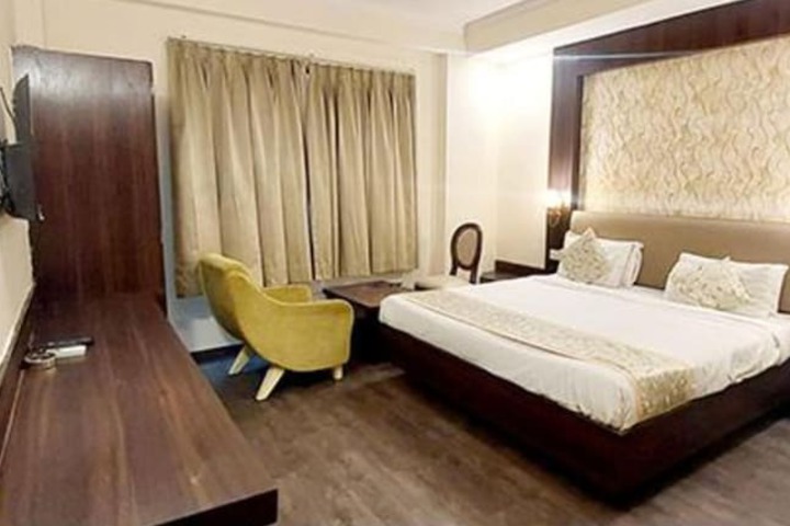 Room 17 of 25
