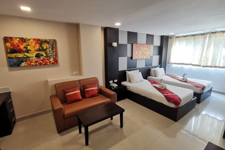 Room 28 of 45