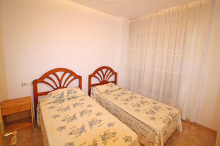 Room 4 of 11