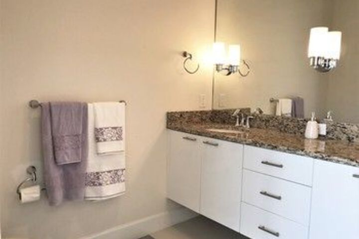 Room 15 of 279