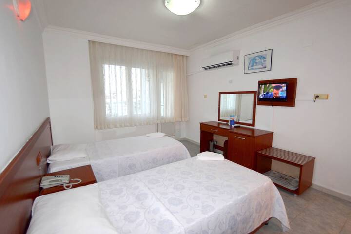 Room 15 of 46