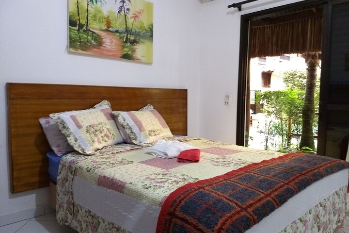 Room 4 of 63