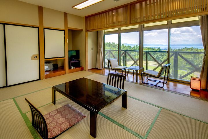 Room 8 of 71