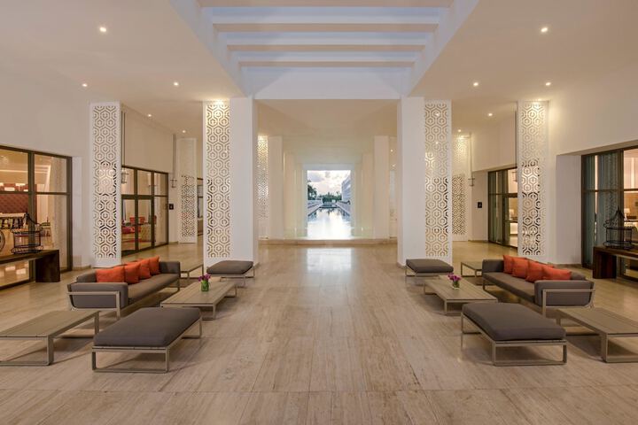 Hotel Interior 4 of 145