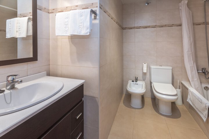 Clean Restrooms