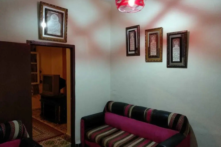 Room 3 of 11
