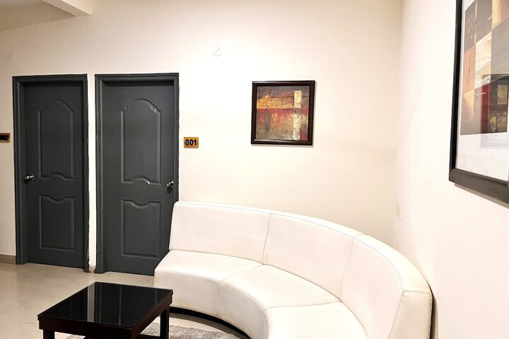 Room 46 of 66