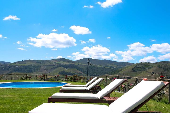 Hotel with Pool