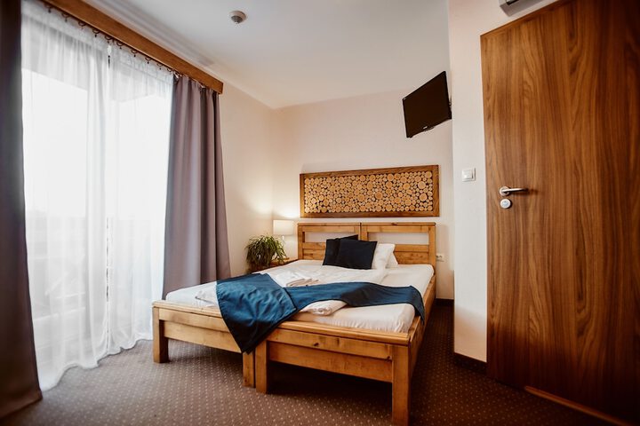 Room 8 of 55
